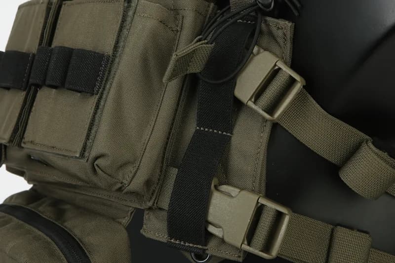 EM2961 Micro Fight Chassis MK3 Chest Rig construction detail 5