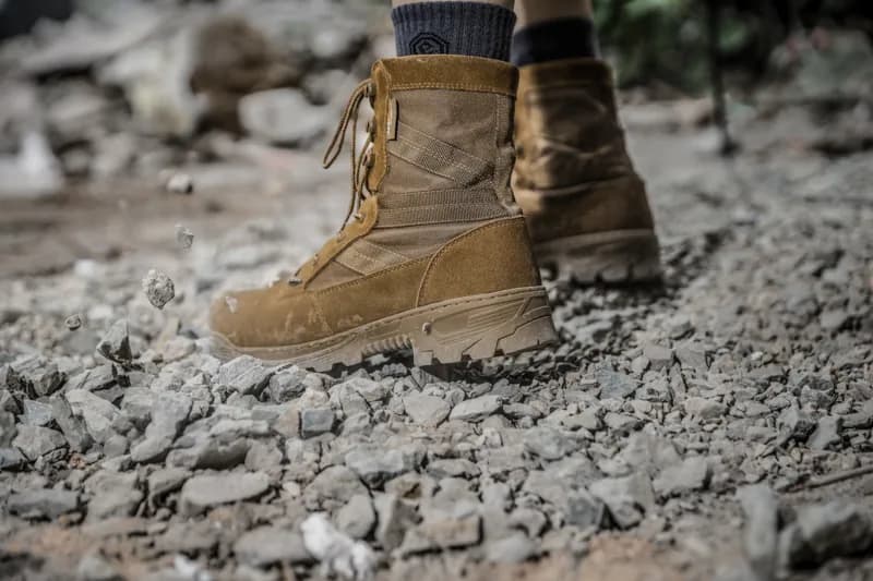 EM7216 “rattlesnake”8”High Top Desert Boots application scene 8