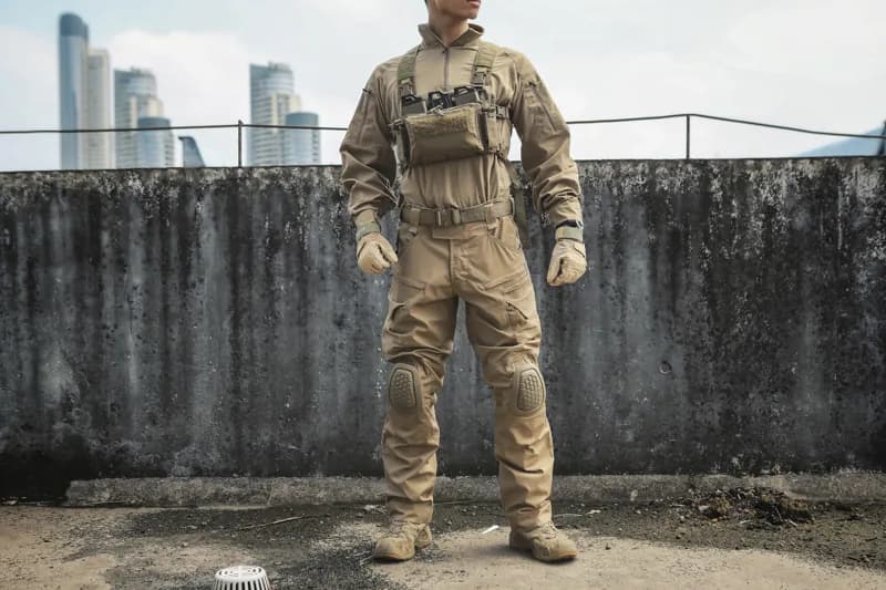 EM9429 E4 combat T-shirt application scene 1