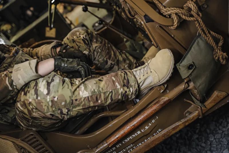 EM9746 Viper 8-inch Mobile Tactical Boots application scene 3