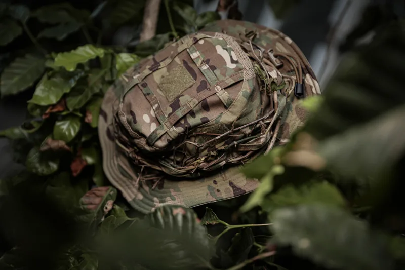 EM9768 "Rock lizard" Breathable Short Brim Tactical Boonie Hat application scene 9
