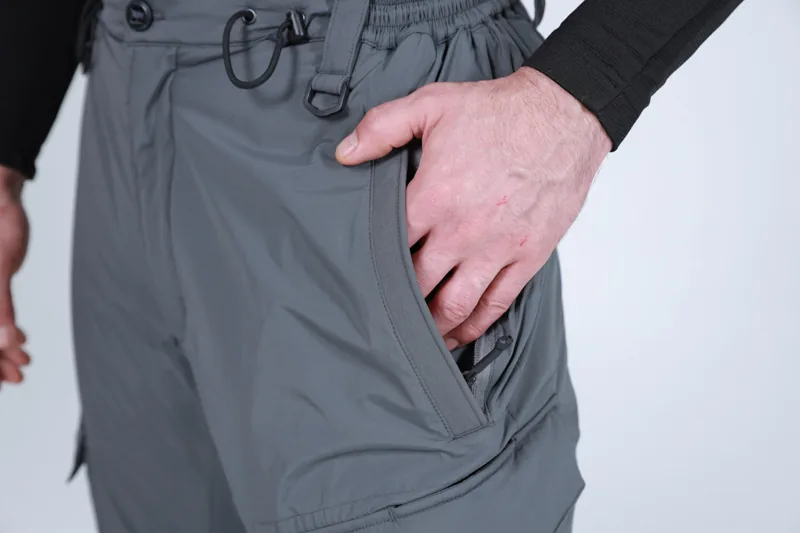 EMB06001 Mammoth Functional Insulated Pants construction detail 3