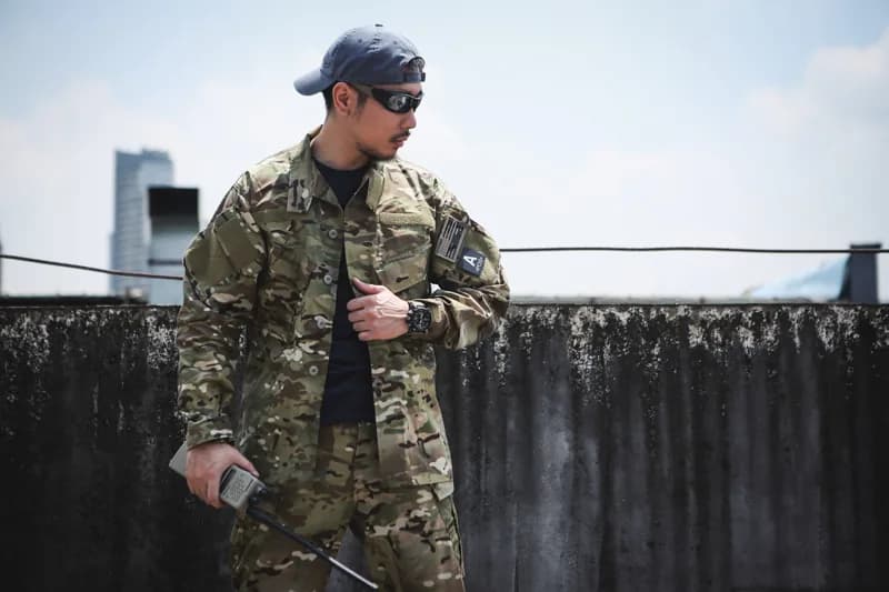 EM6930 Field Tactical Shirt Pants R6 Uniform Set application scene 7