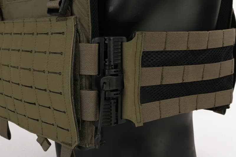 EM7404 LAVC Assault Plate Carrier W/ROC construction detail 8