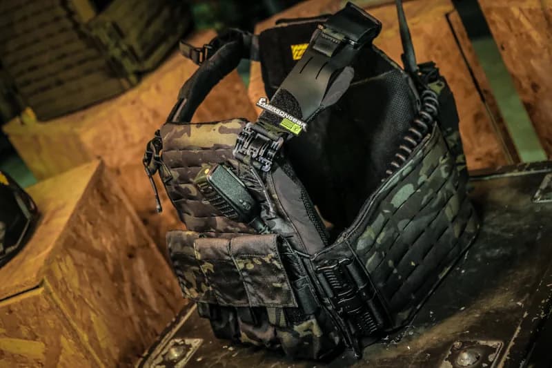 EM7408 FS Style Strandhogg Plate Carrier W/ROC application scene 3