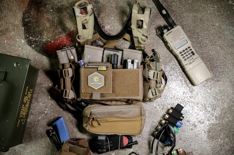 EM9632 CP Style AIRLITE ChestRig Harness application scene 3