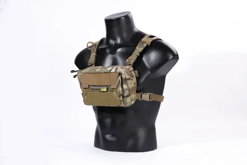 EM9632 CP Style AIRLITE ChestRig Harness application scene 4