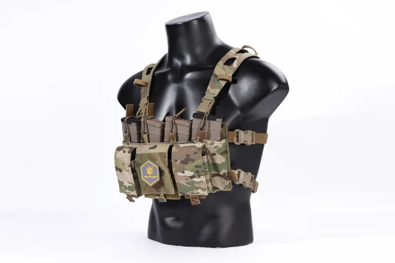 EM9632 CP Style AIRLITE ChestRig Harness application scene 5