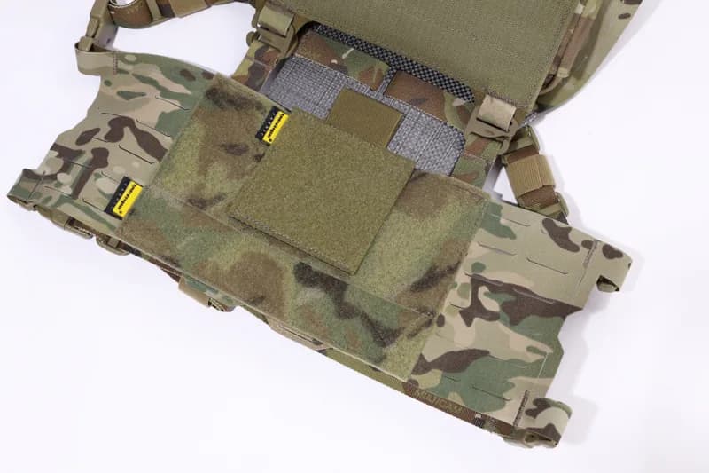 EM9633 FRO Style ChestRig Set construction detail 3