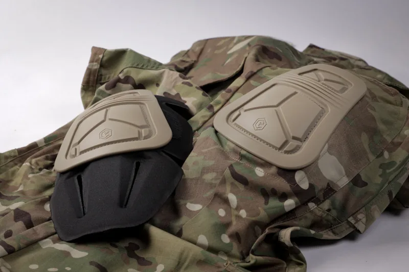 EM9747 Shield E3 Combat Knee Pads application scene 3