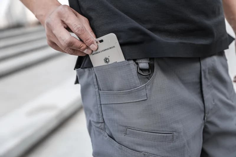 EMB9729 Antelope Tactical Short Pants construction detail 4