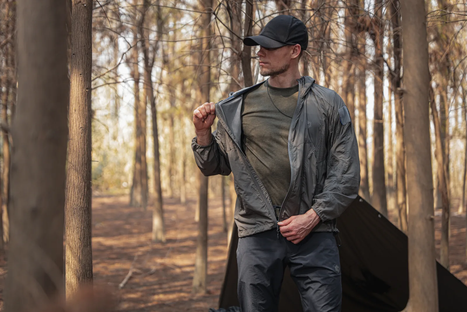EMB9733 Batwing Sunscreen Jacket application scene 4