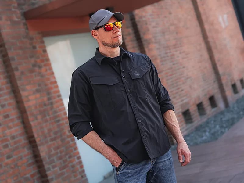 EMB9781 Predator Tactical Shirt application scene 1
