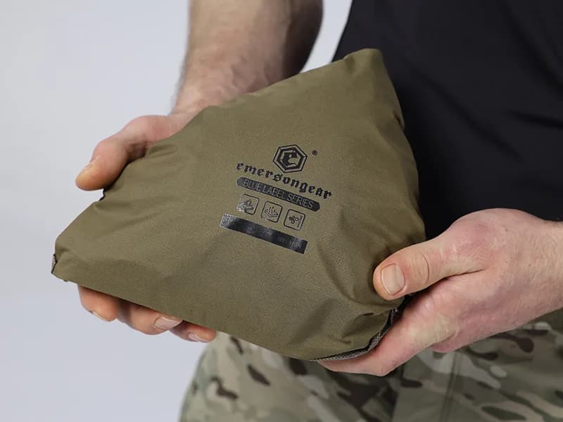 EMB9784 Slug Packable Jacket construction detail 6